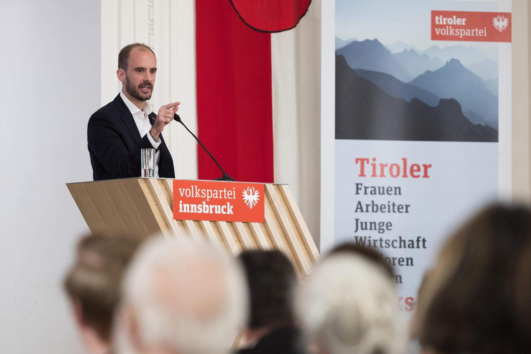 Florian Tursky wurde mit 91,9 Prozent zum Innsbrucker ÖVP-Obmann gewählt